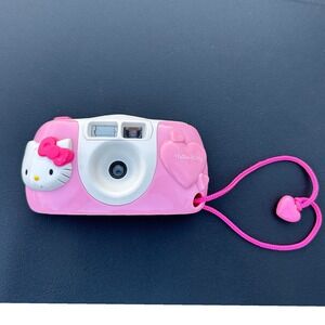 Hello Kitty Sanrio Camera 35 MM Film Pink Heart Strap Cute‎ VTG Collectible